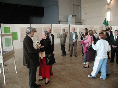 Mai 2005 - L'exposition Korczak à Juvisy - © Photo Mairie de Juvisy